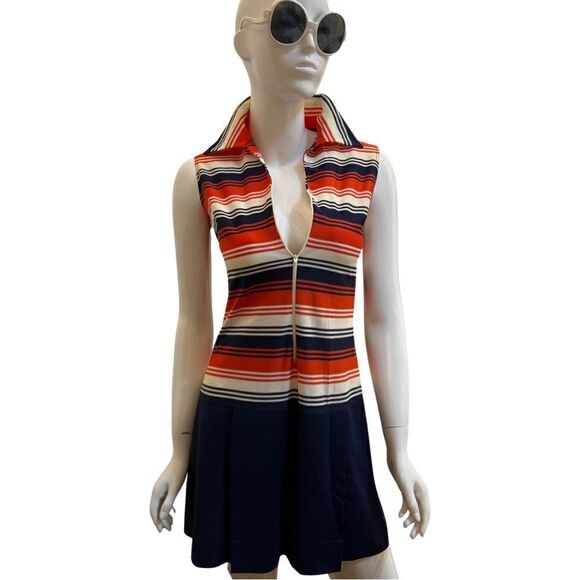 The COOLEST True vintage 1970s Striped Zip Front Pleated Skort Dress - Picture 2 of 12